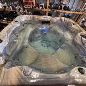 2016 HoT Tub Coast Northwinds