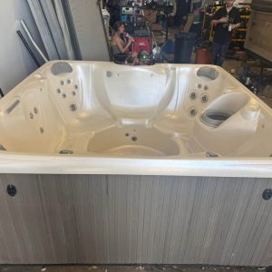 Used Hot Spot Hot Tub